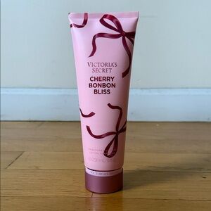 Victoria Secret Cherry Bon Bon Lotion
